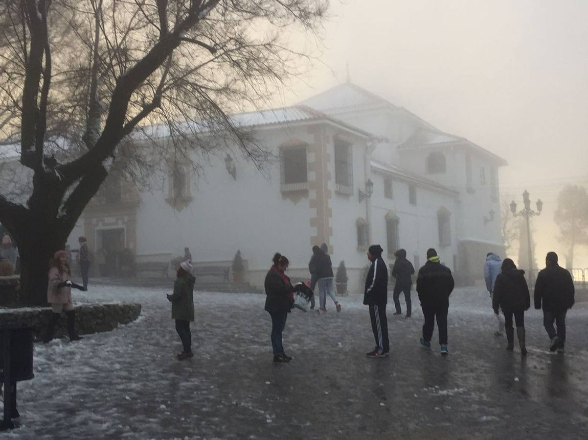 La primera nevada del año en Córdoba, en imágenes