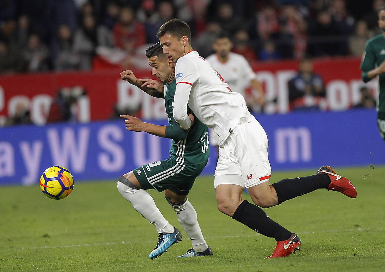 Las imágenes más trepidantes del derbi Sevilla FC-Real Betis