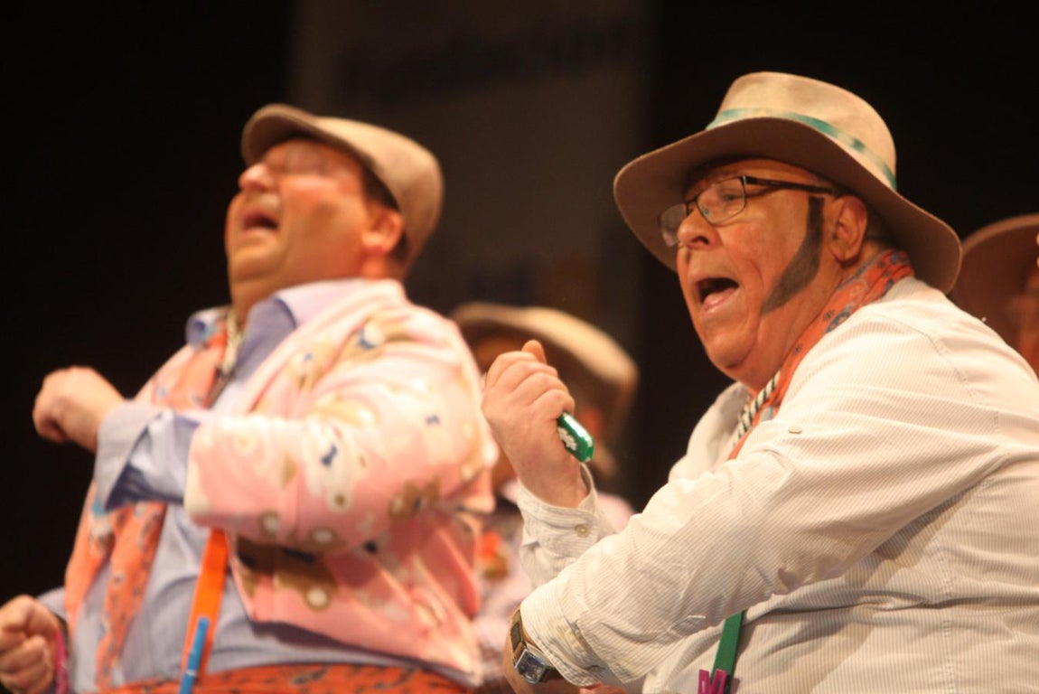 FOTOS: chirigota &#039;Los que vienen de vuelta&#039; COAC 2018