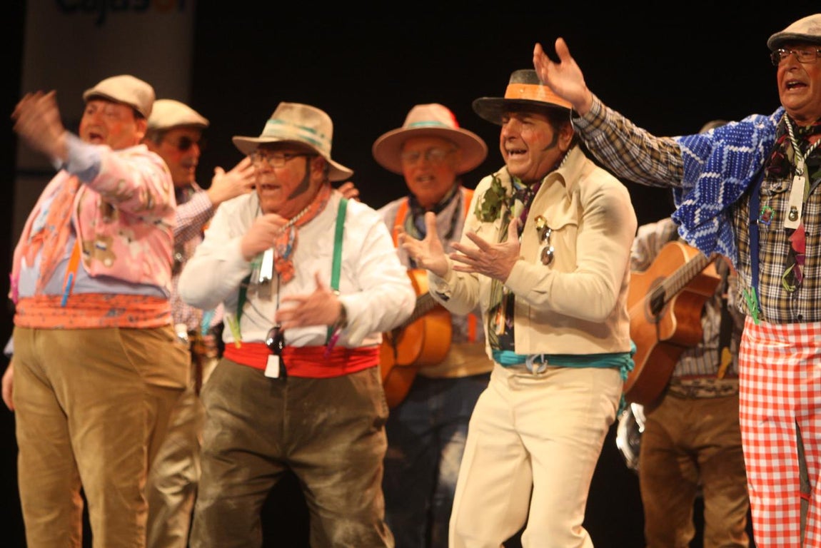 FOTOS: chirigota &#039;Los que vienen de vuelta&#039; COAC 2018