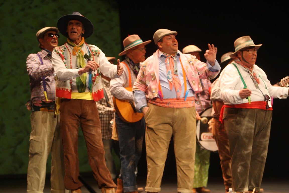 FOTOS: chirigota &#039;Los que vienen de vuelta&#039; COAC 2018