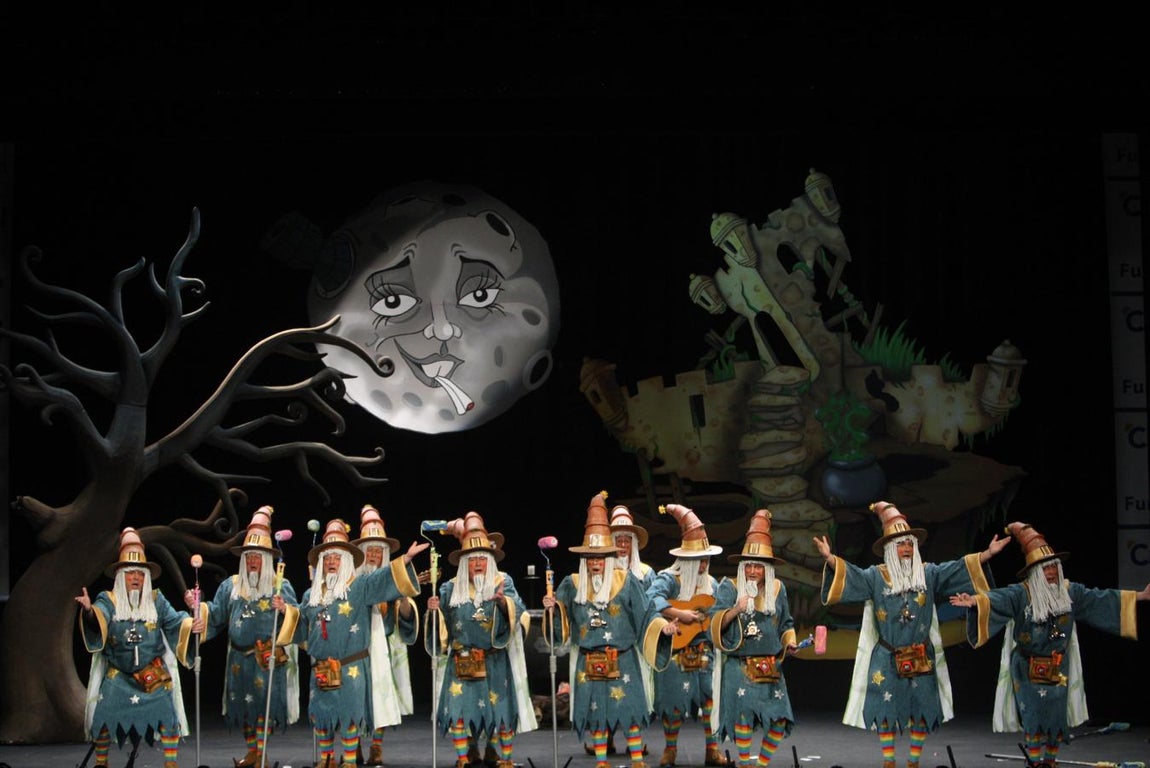 FOTOS: chirigota &#039;Los brujos titis&#039; en el COAC 2018