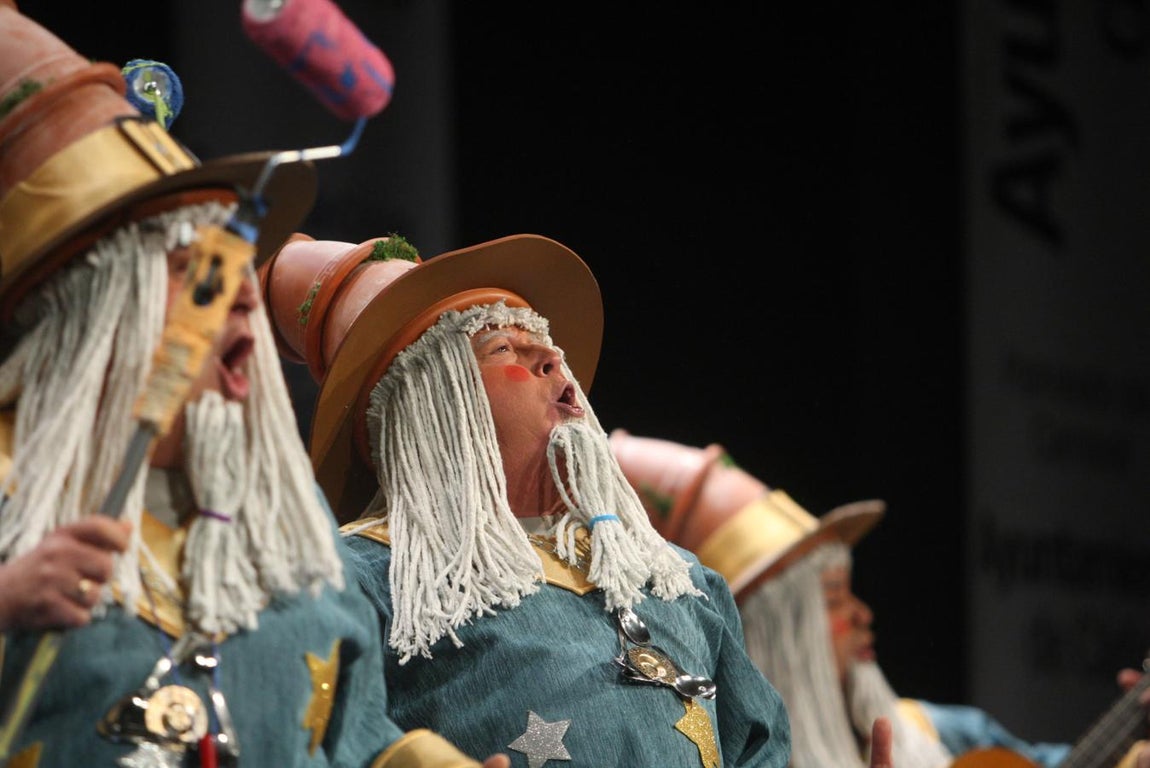 FOTOS: chirigota &#039;Los brujos titis&#039; en el COAC 2018