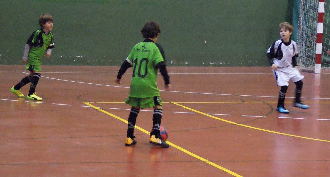 Las mejores imágenes del partido entre Salesianos Carabanchel &quot;B&quot; y Fray Luis de León &quot;A&quot;