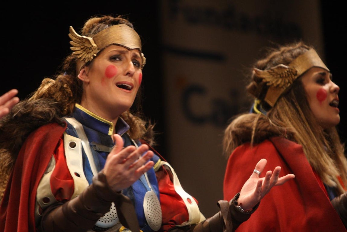 FOTOS: comparsa &#039;Las guerrilleras&#039; en el COAC 2018