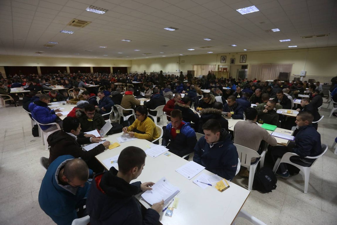 Incorporación de 699 aspirantes a militar de tropa en el acuartelamiento de Camposoto