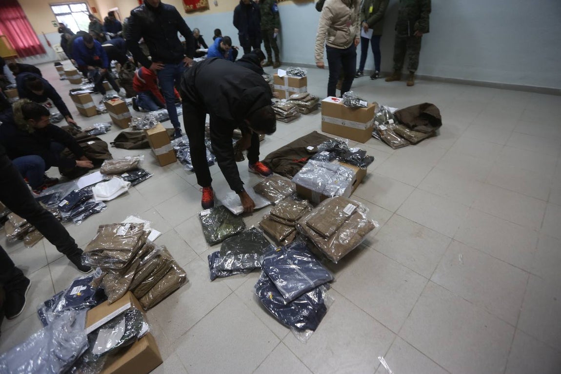 Incorporación de 699 aspirantes a militar de tropa en el acuartelamiento de Camposoto