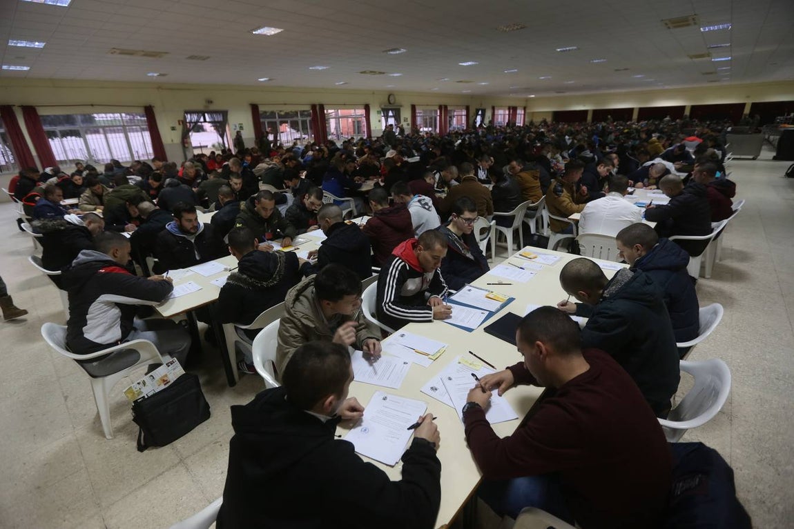 Incorporación de 699 aspirantes a militar de tropa en el acuartelamiento de Camposoto