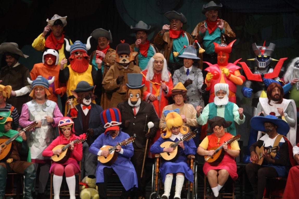 FOTOS: coro &#039;Los nostálgicos de la Transición&#039; en el COAC 2018