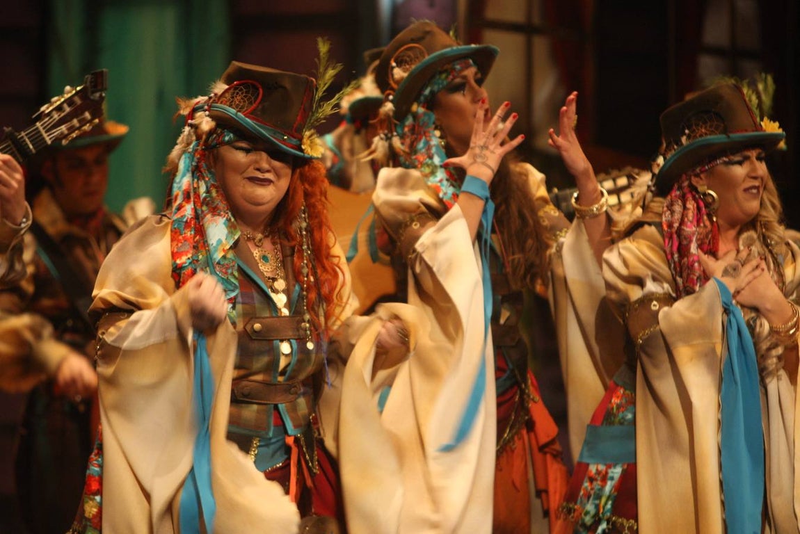 Comparsa La cara oculta de la luna - Carnaval de Cádiz 2018