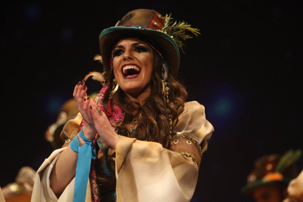 Comparsa La cara oculta de la luna - Carnaval de Cádiz 2018