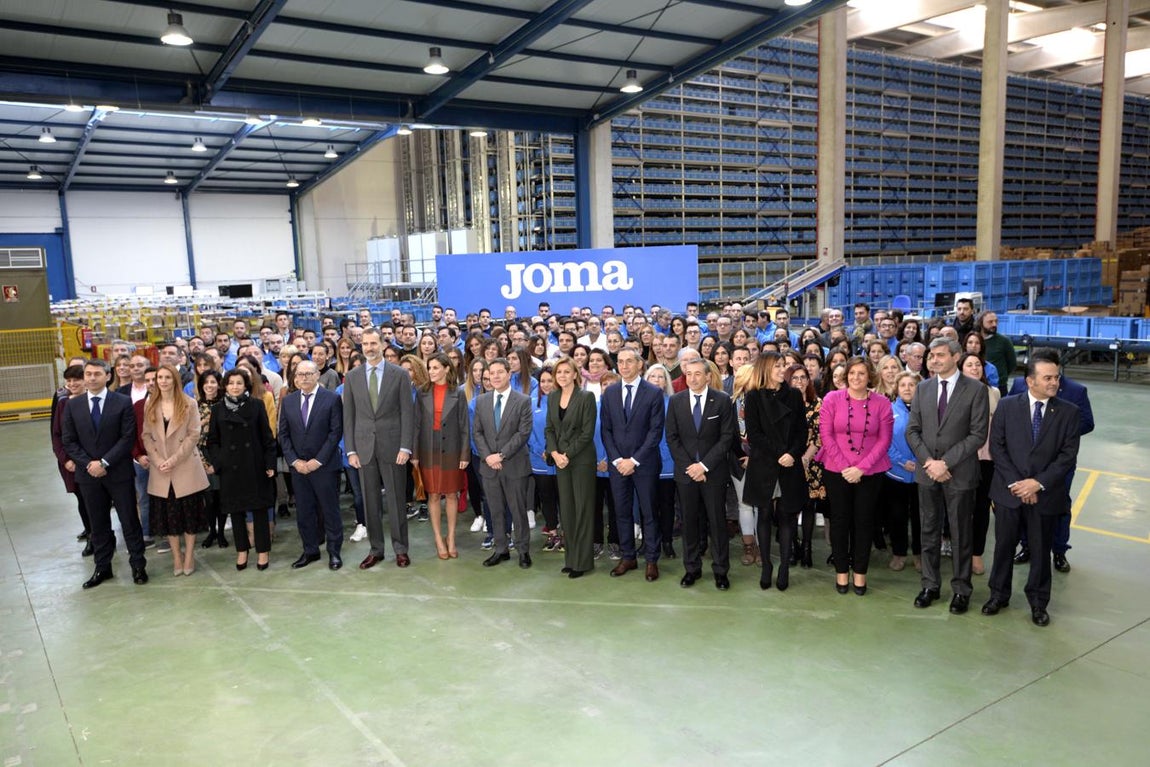 En imágenes: los Reyes, en la sede de Joma