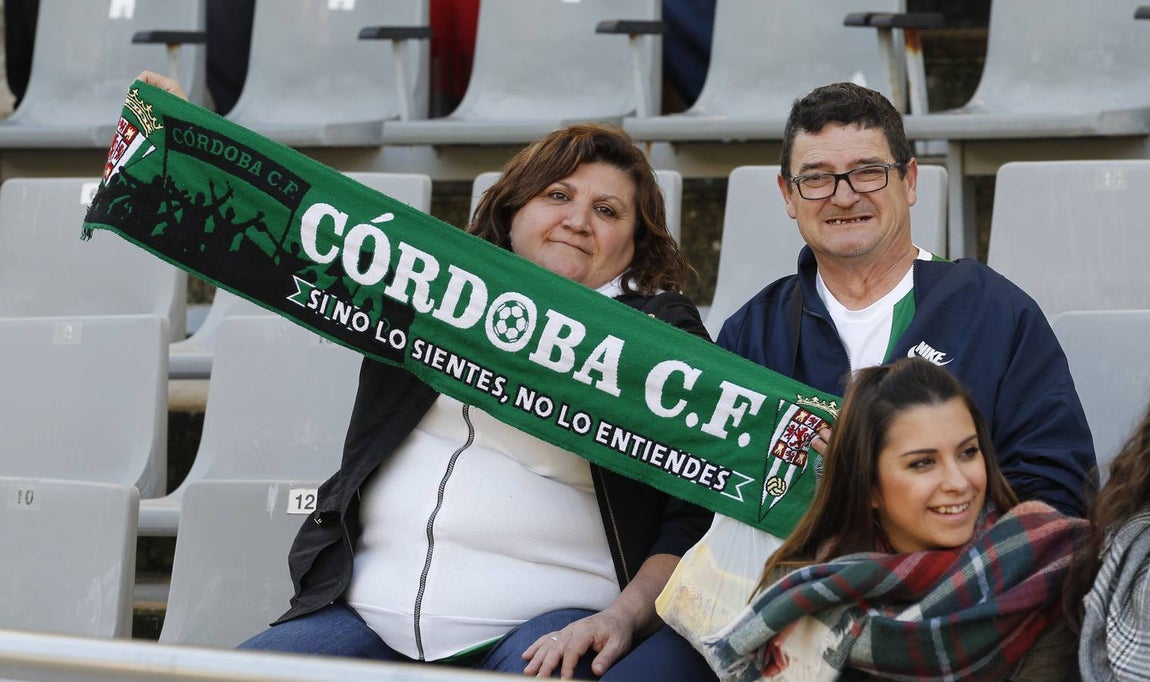 El mejor ambiente de la temporada en el estadio El Arcángel de Córdoba, en imágenes
