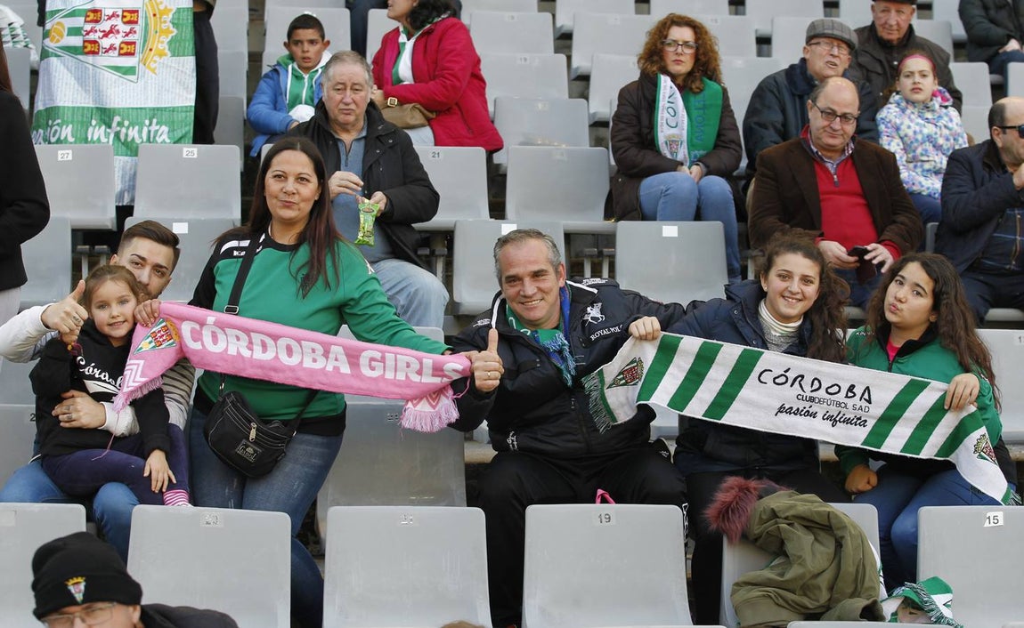 El mejor ambiente de la temporada en el estadio El Arcángel de Córdoba, en imágenes