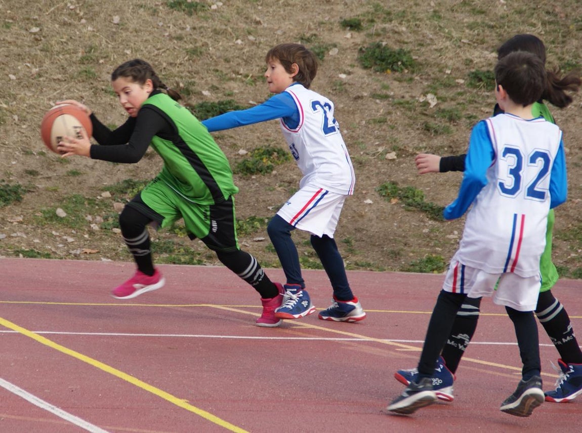 Las mejores imágenes del partido entre Liceo Francés y Virgen de Mirasierra “B”
