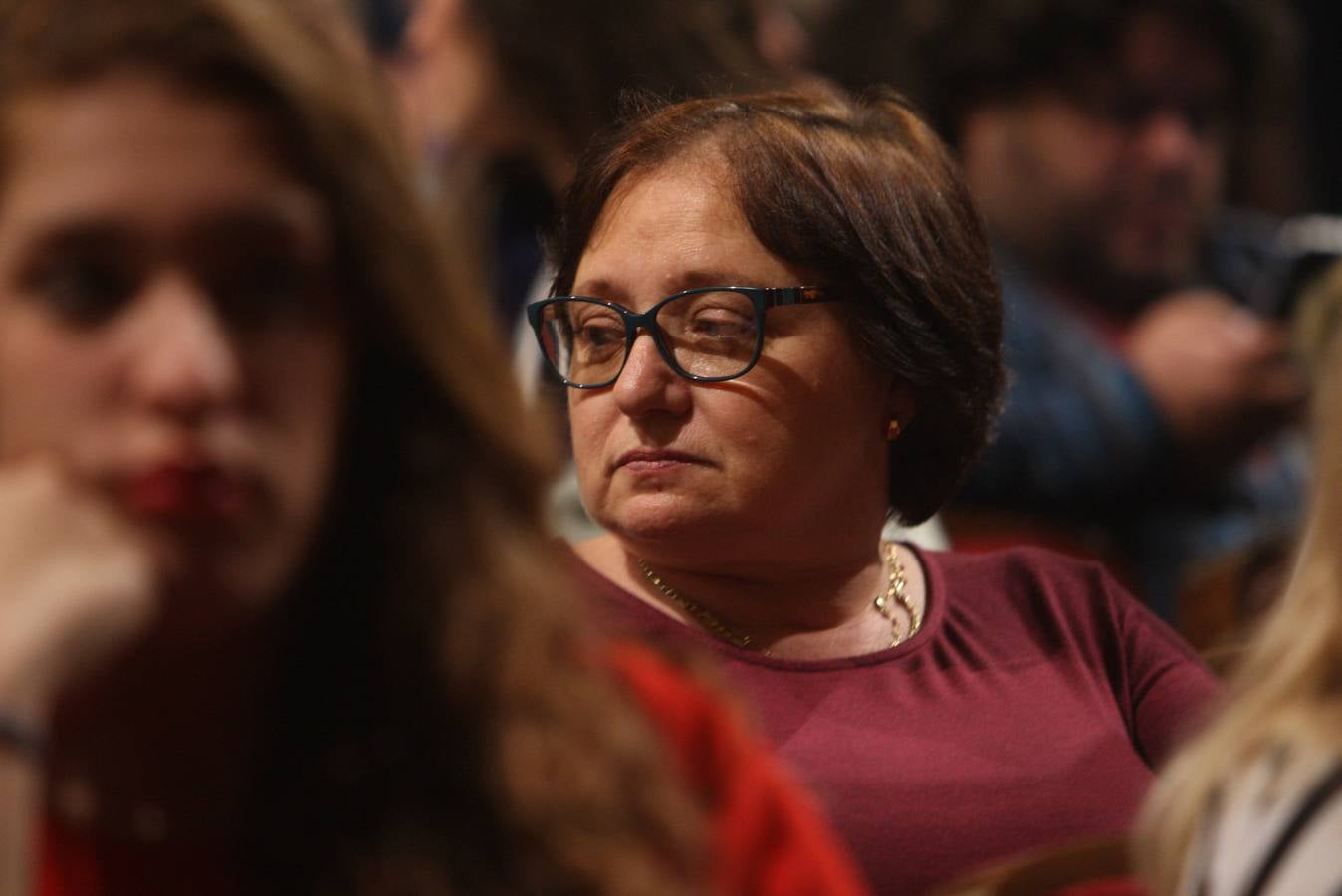 FOTOS: Búscate en el Falla en el Carnaval de Cádiz