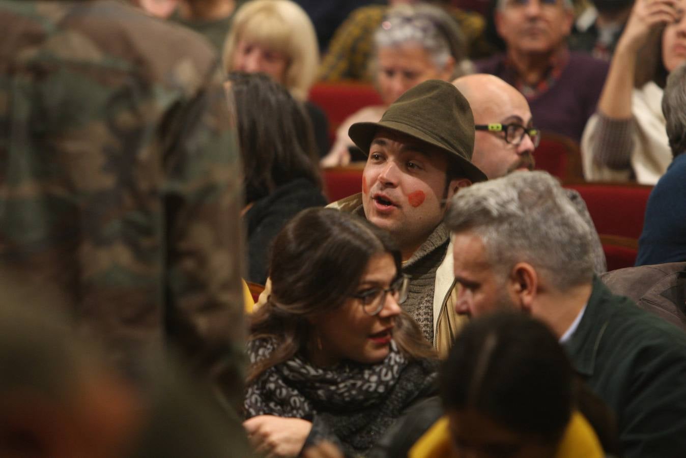 FOTOS: Búscate en el Falla en el Carnaval de Cádiz