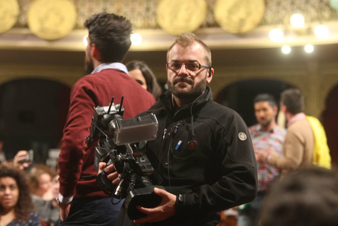 FOTOS: Búscate en el Falla en el Carnaval de Cádiz