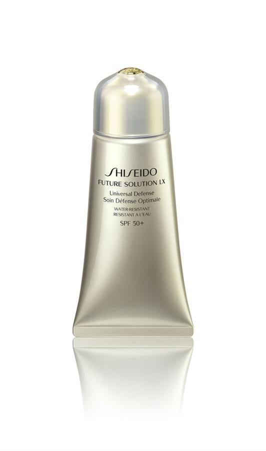 Future solution Universal defense de Shiseido. tratamiento de avanzada tecnología que protege la piel contra los agresores radicales libres y la polución de la ciudad. (Precio: 95 euros)