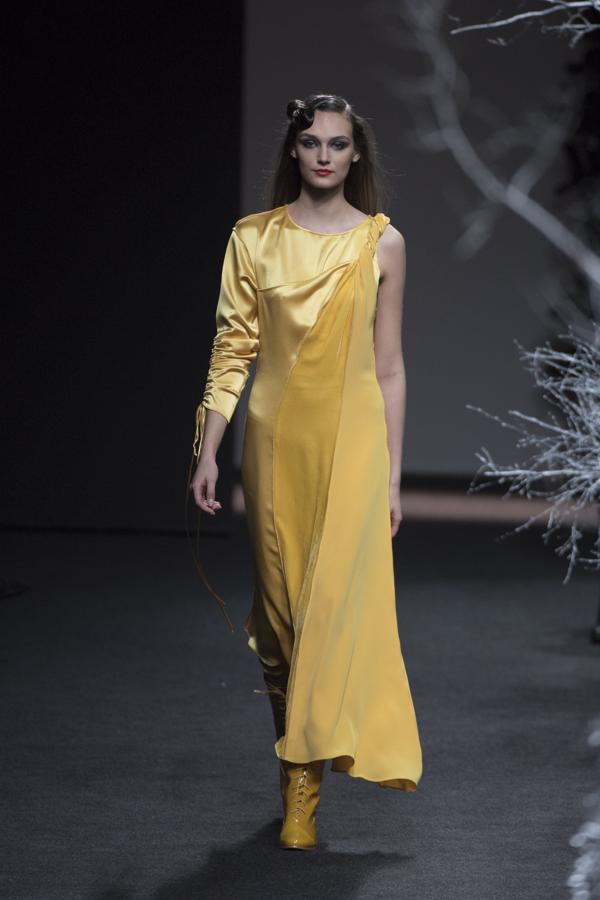 El art-decó de Isabel Núñez cierra la pasarela