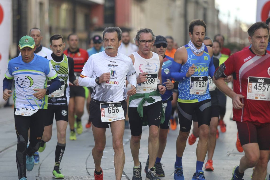 ¿Has corrido la Media Maratón de Sevilla? ¡Búscate aquí!