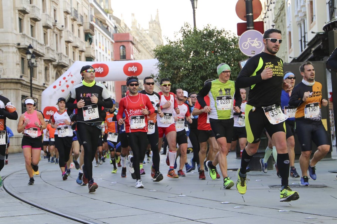 ¿Has corrido la Media Maratón de Sevilla? ¡Búscate aquí!
