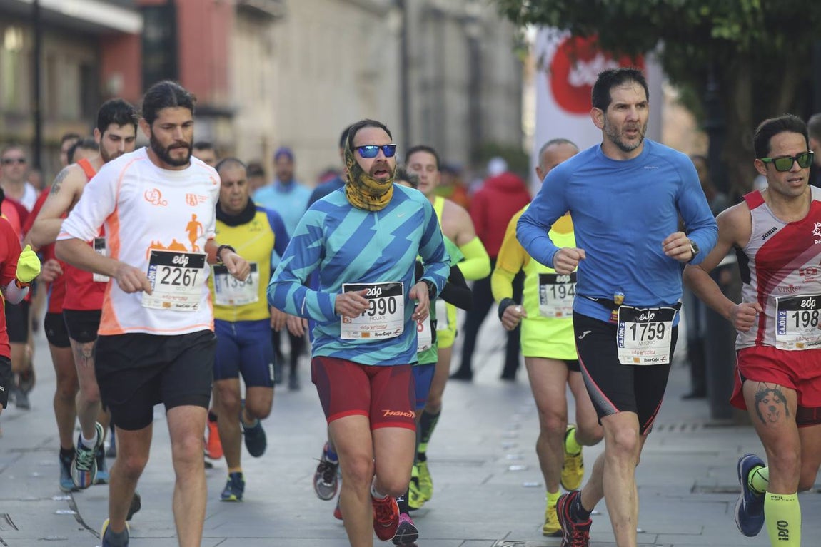 ¿Has corrido la Media Maratón de Sevilla? ¡Búscate aquí!