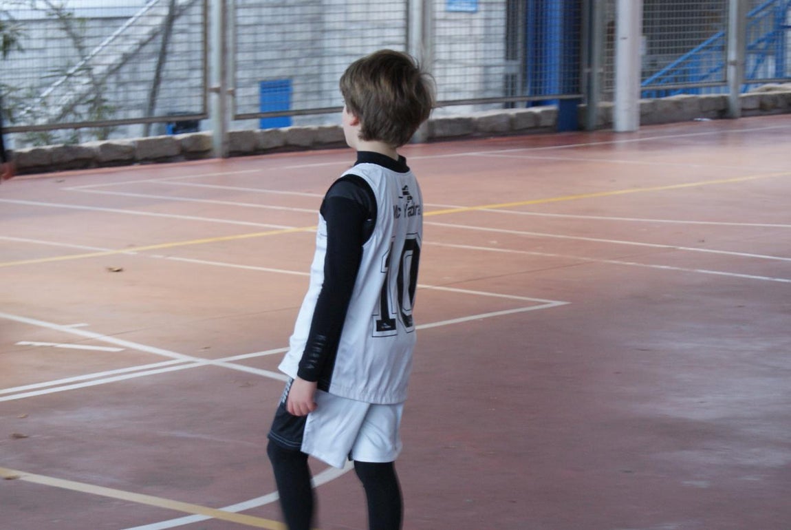 Las mejores imágenes del encuentro de baloncesto entre Virgen de Mirasierra “A” y Nuestra Señora de las Nieves