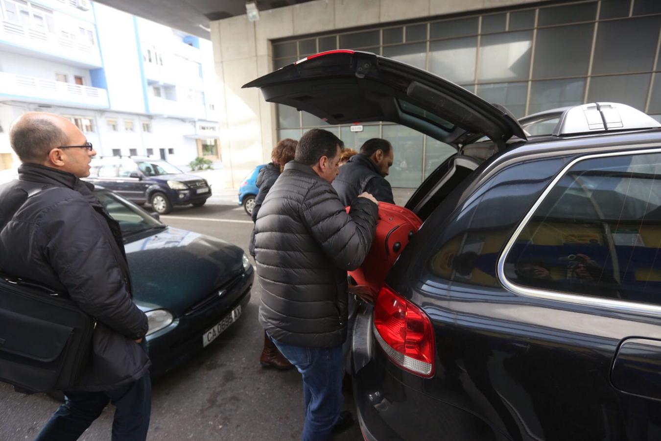 La Policía registra las oficinas del Cádiz CF por orden judicial