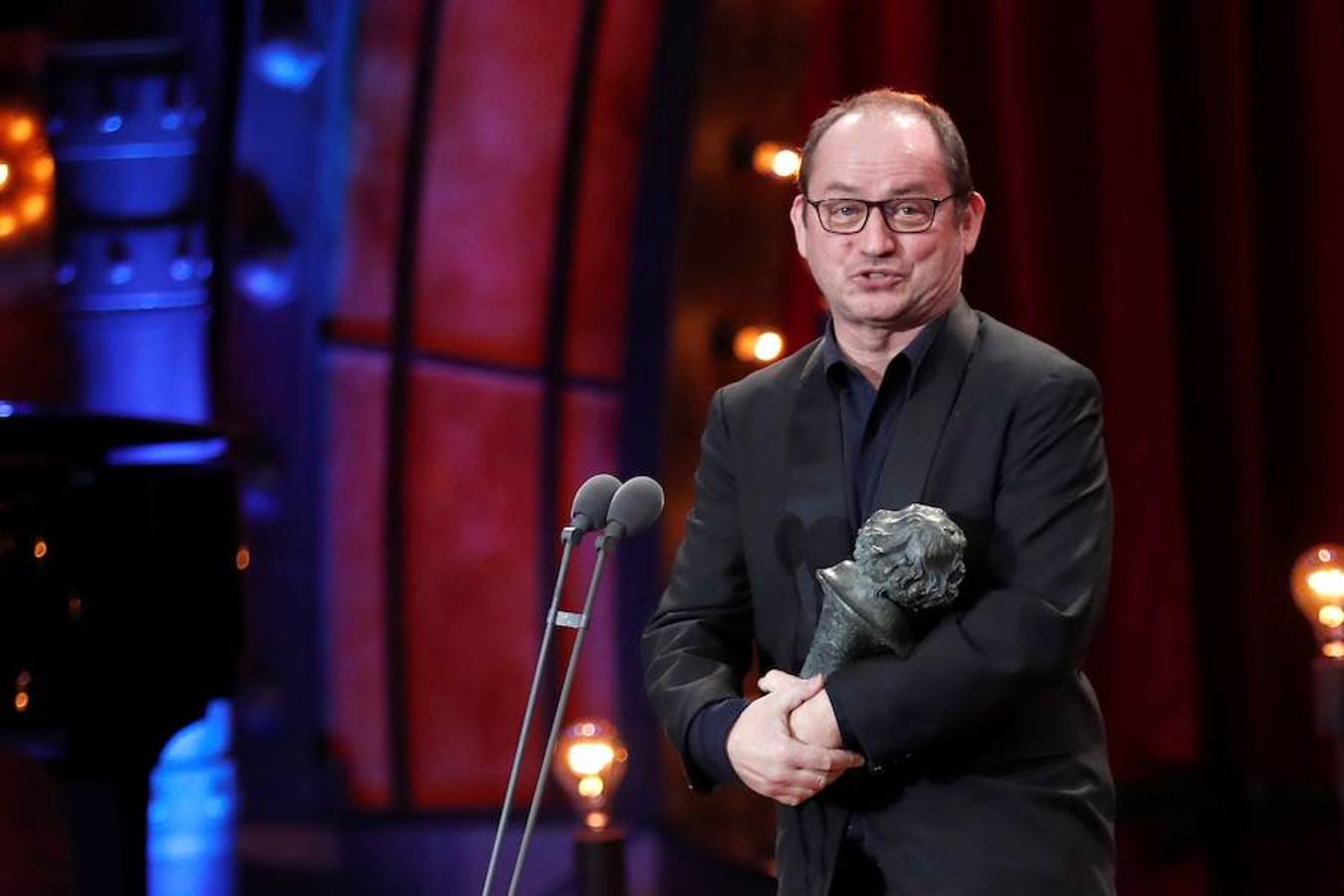 El compositor Pascal Gaigne recibe el Goya a la Mejor Música Original por «Handía». 