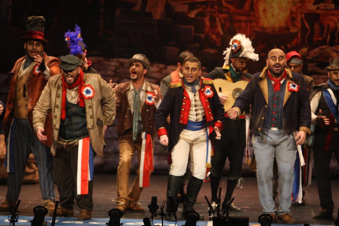 FOTOS: comparsa 'Pueblo llano' en Semifinales del COAC 2018