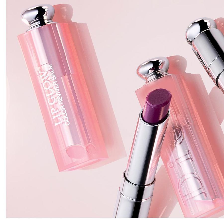 Belleza. Romántico y con firma de lujo, los nuevos labiales de la firma parisina son una gran opción para San Valentín. Se trata de un producto que aúna belleza y tratamiento: Además de color y volumen, aportan una hidratación profunda. Precio: 30 euros