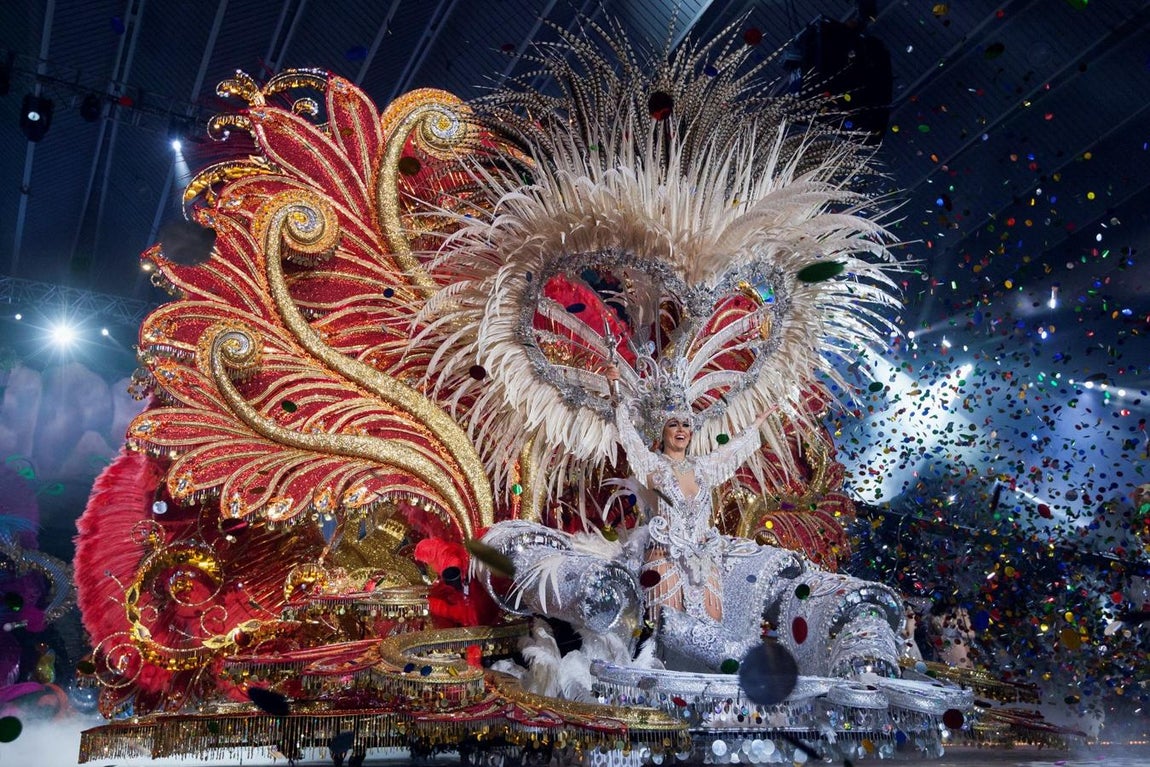 Las mejores imágenes de la gala de elección de la reina del Carnaval de Santa Cruz de Tenerife