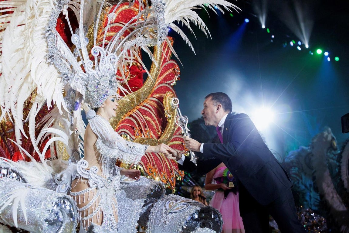 Las mejores imágenes de la gala de elección de la reina del Carnaval de Santa Cruz de Tenerife