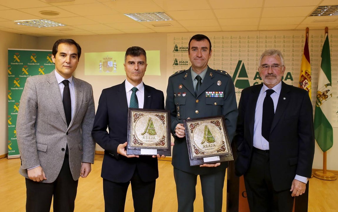 El homenaje de Asaja Córdoba a la Guardia Civil, en imágenes