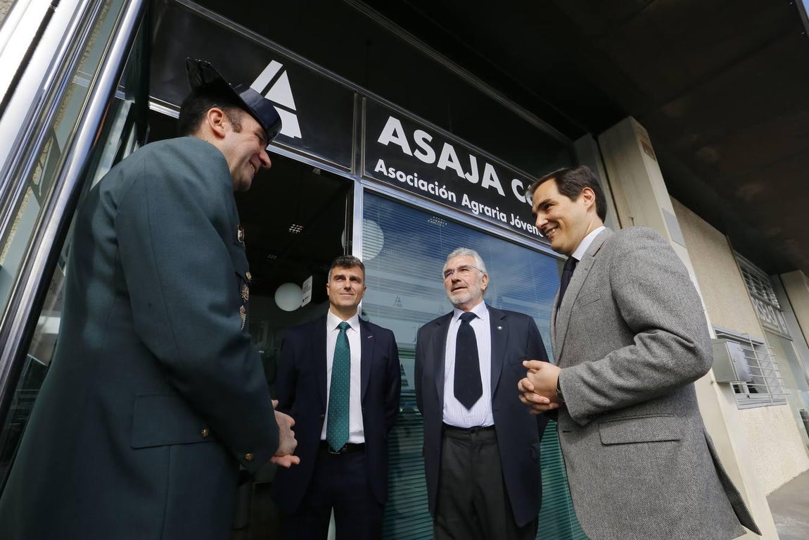 El homenaje de Asaja Córdoba a la Guardia Civil, en imágenes