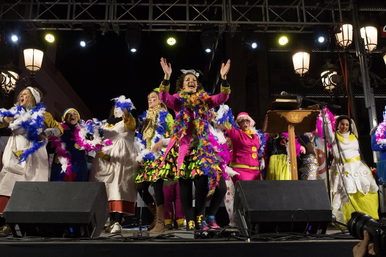 En imágenes, el Carnaval de Córdoba llega a la calle