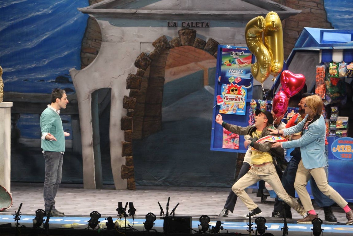 FOTO: Cuarteto El equipo A minúscula (comando Caleti) en la Final del Falla. Carnaval de Cádiz 2018