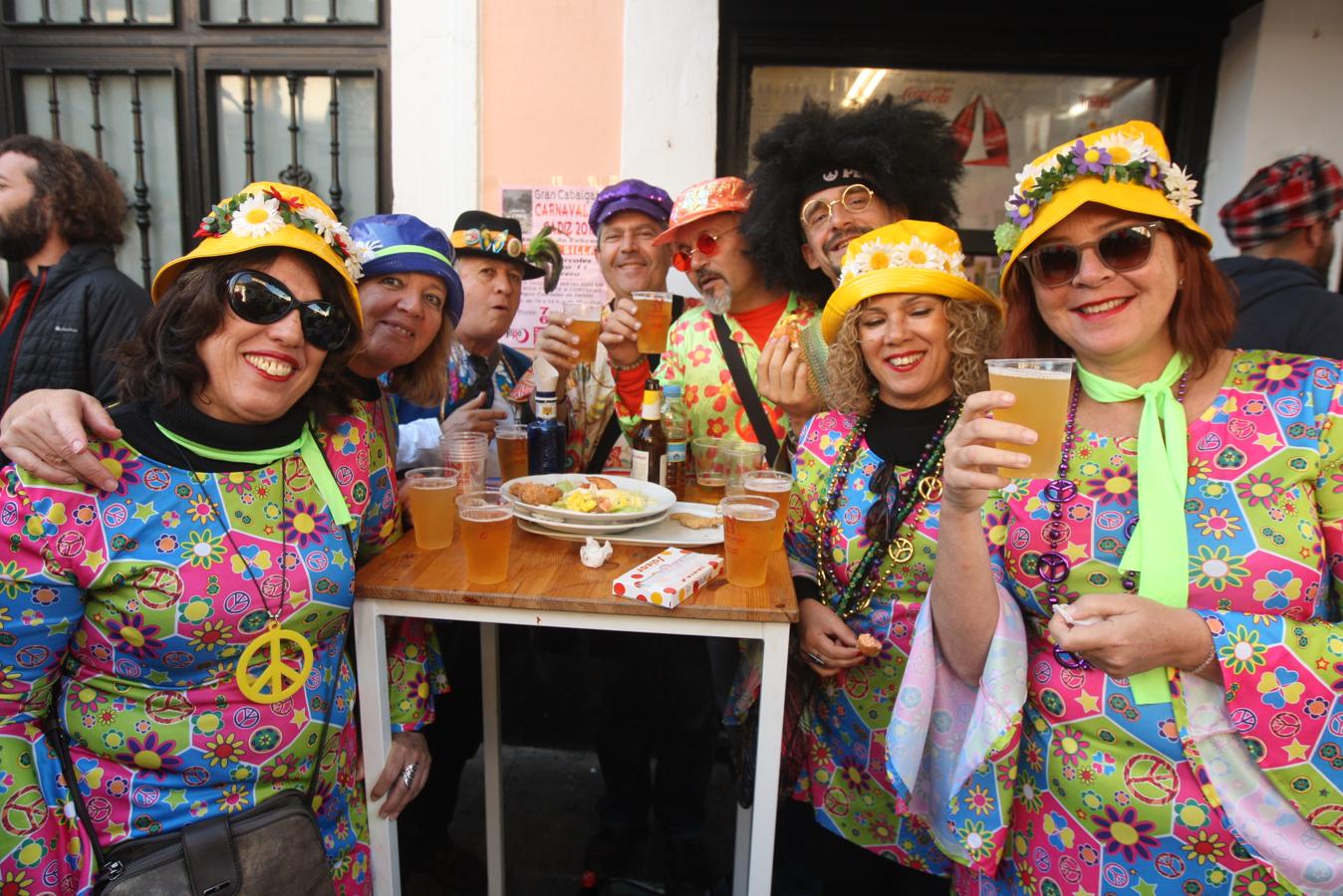 FOTOS: Calles abarrotadas de público en el primer Domingo de Carnaval