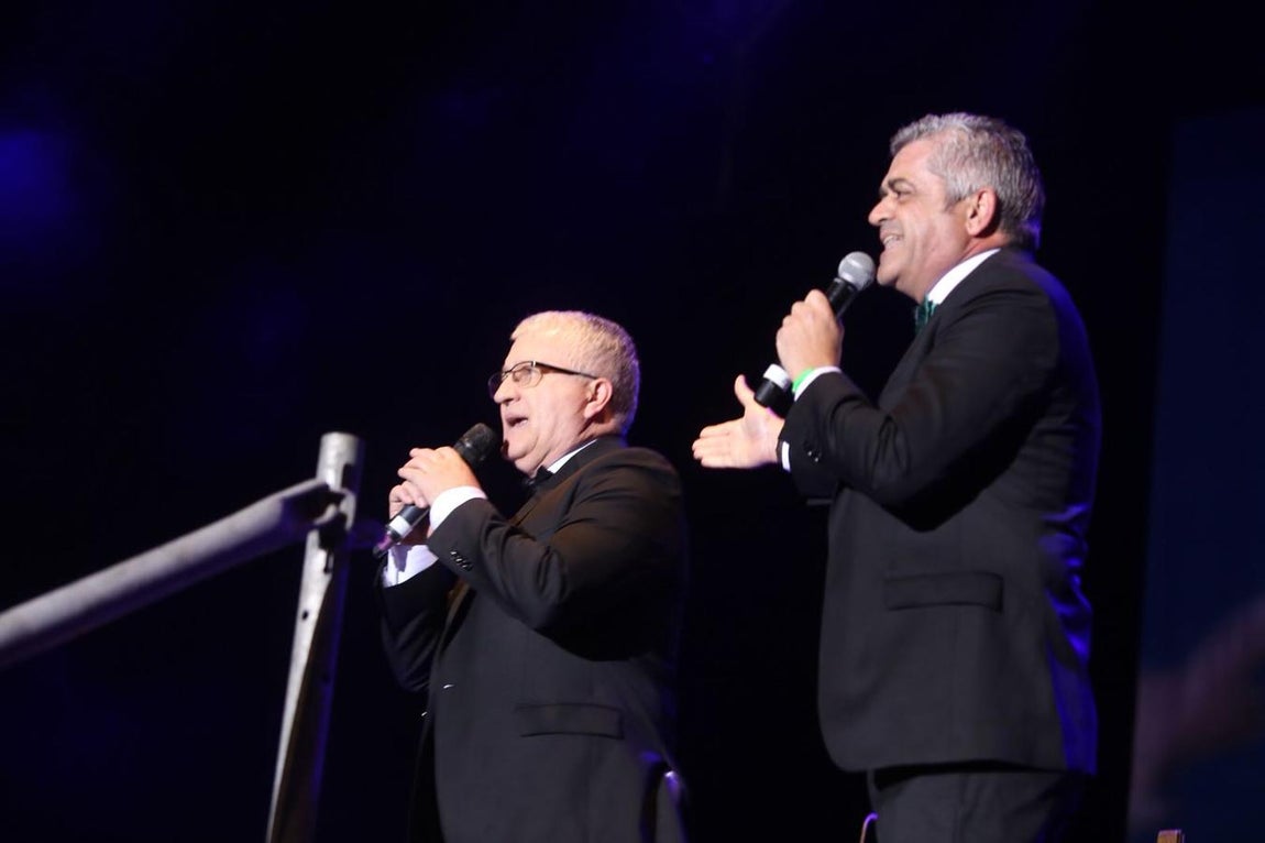 FOTOS: El Dios Momo arde en San Antonio