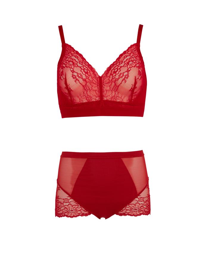Una silueta sexy. Aprende a detectar las prendas que más favorecen a tu figura. Conjunto de sujetador (50 euros) y culotte (40 euros) en color rojo con encaje.