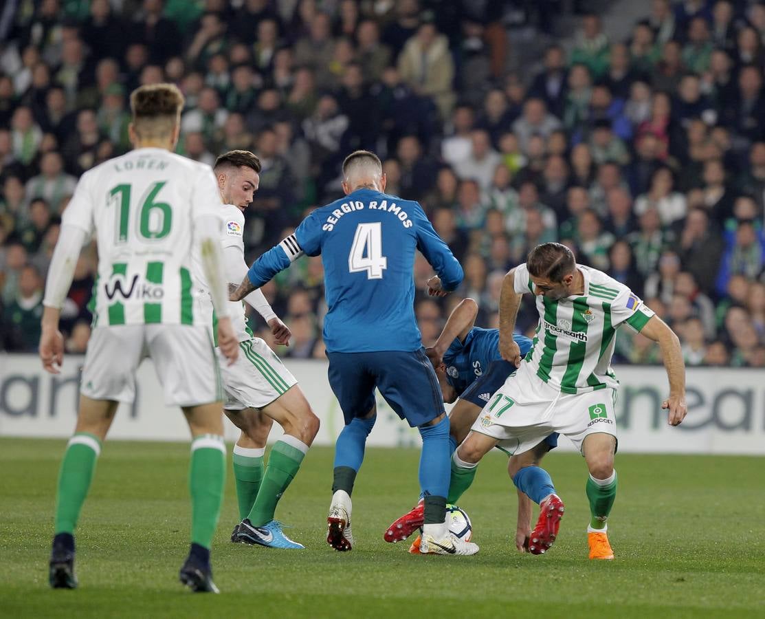 Las imágenes más trepidantes del Real Betis-Real Madrid (3-5)
