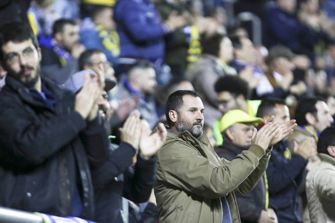 FOTOS: Búscate en las gradas de Carranza