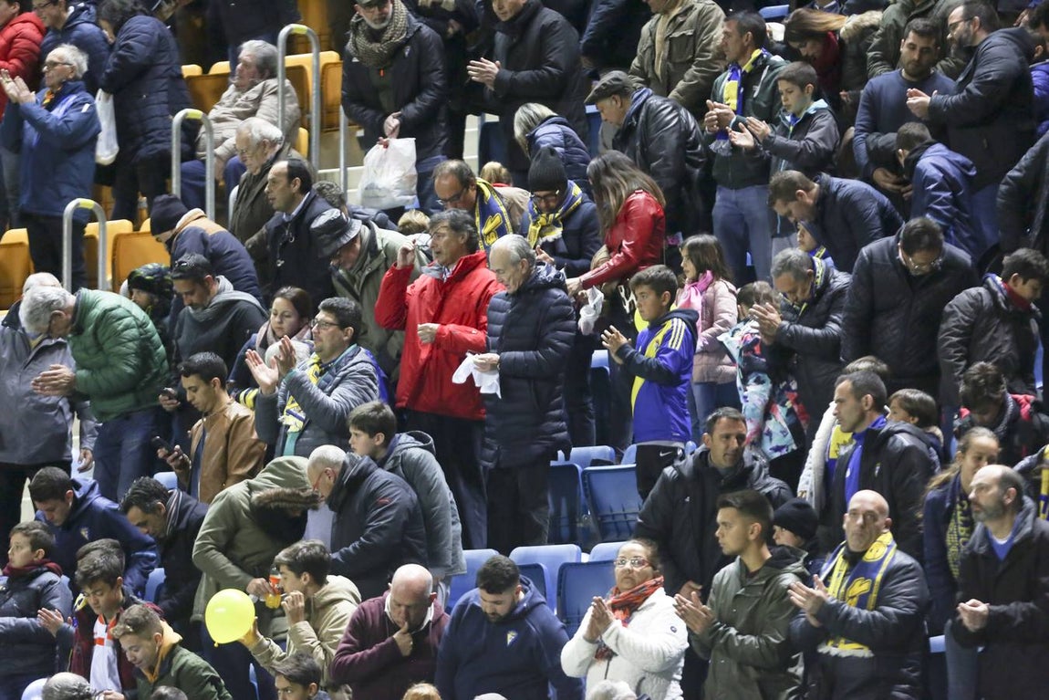 FOTOS: Búscate en las gradas de Carranza