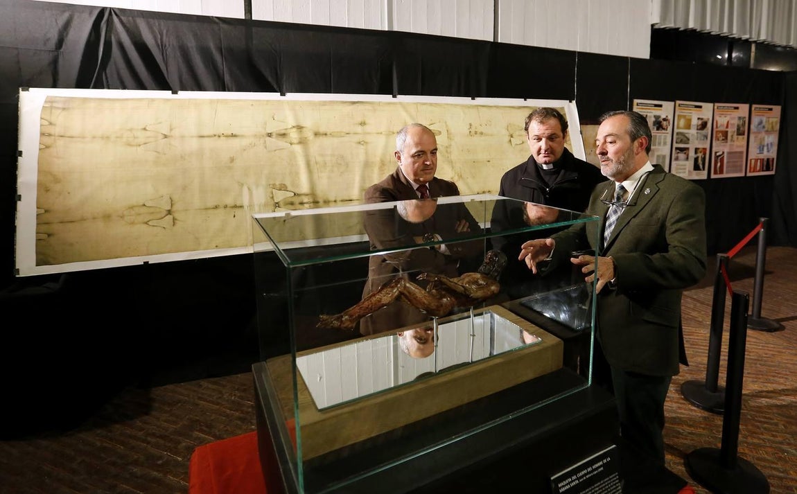 En imágenes, la exposición de «El hombre de la Sábana Santa» en Córdoba