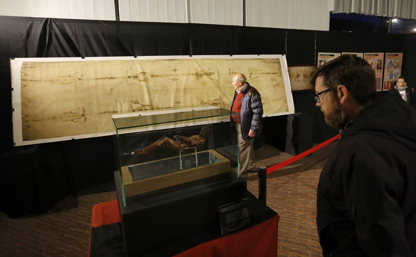 En imágenes, la exposición de «El hombre de la Sábana Santa» en Córdoba