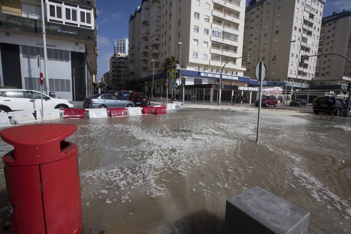 FOTOS: &#039;Emma&#039; castiga a Cádiz con una fuerza desconocida