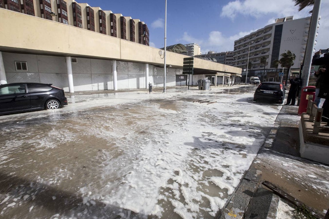 FOTOS: &#039;Emma&#039; castiga a Cádiz con una fuerza desconocida