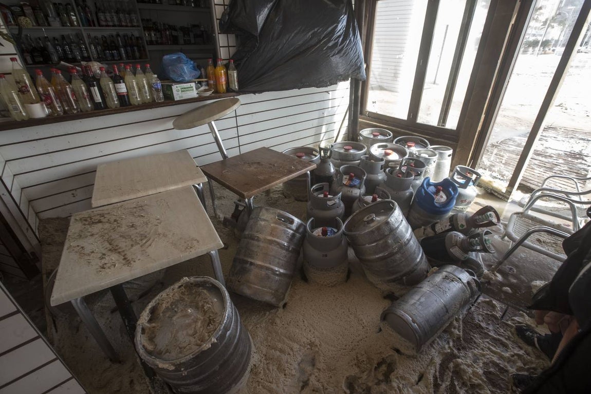 FOTOS: &#039;Emma&#039; castiga a Cádiz con una fuerza desconocida