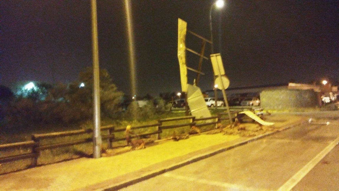 Un tornado arrasa Puerto Sherry